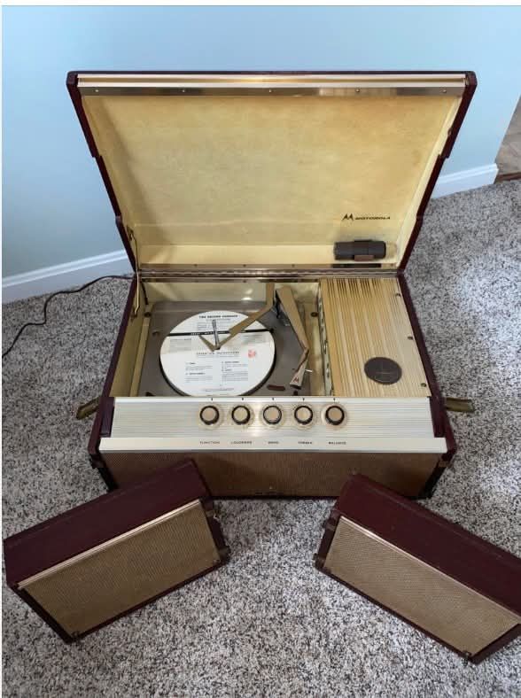 Robert Fine's Perspecta stereophonic sound in 1954