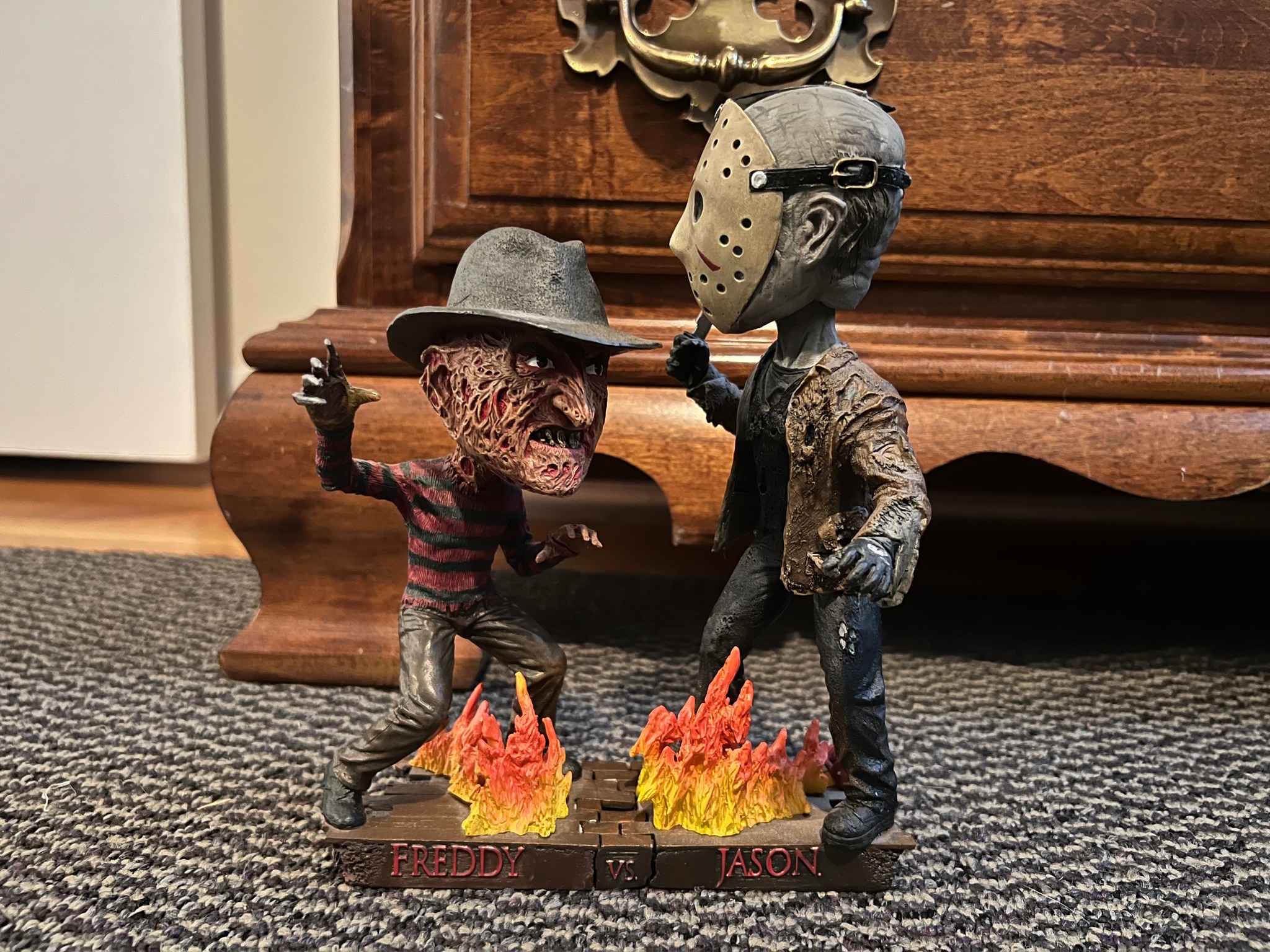 NECA Head Knockers Freddy Vs Jason 