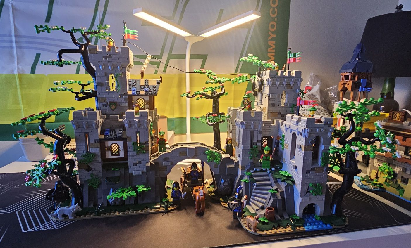 Forest Stronghold set 910043 instructions on Bricklink