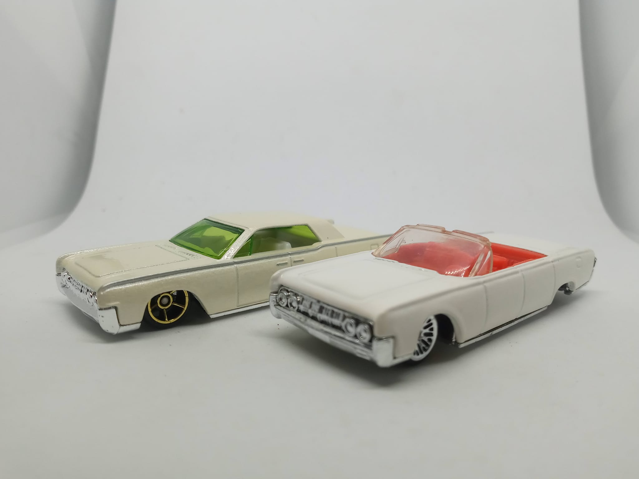 2027 Hot Wheels '64 Lincoln Continental STH | Hot Wheels® Die-Cast