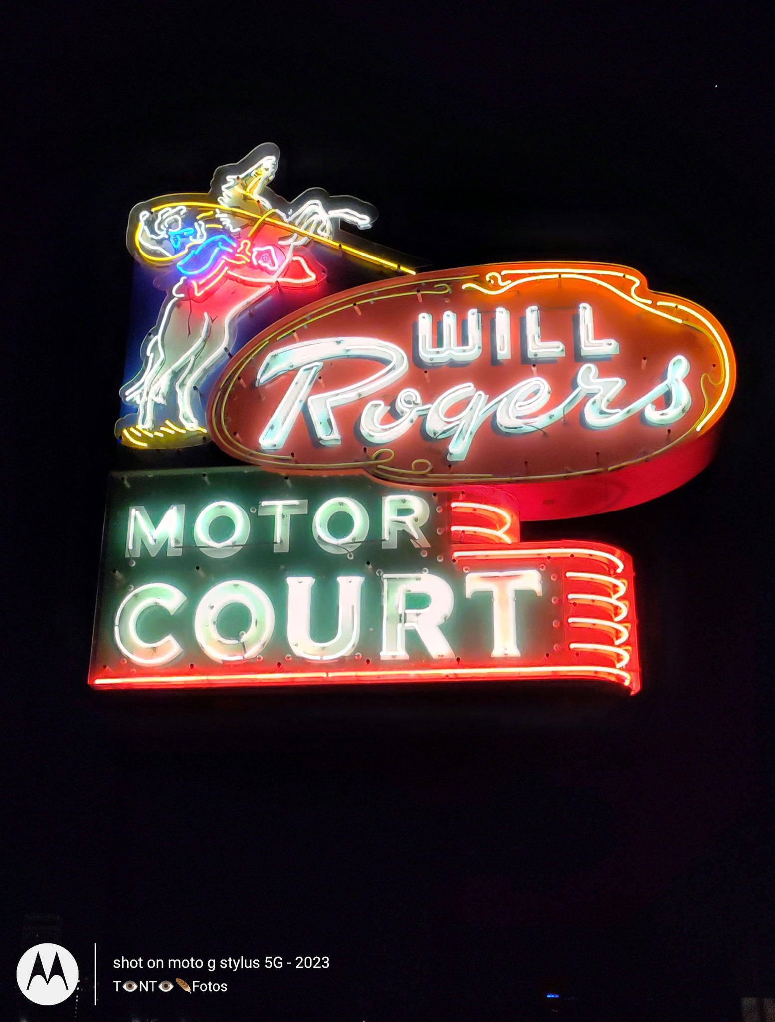Neon signs near 11th St S Tulsa