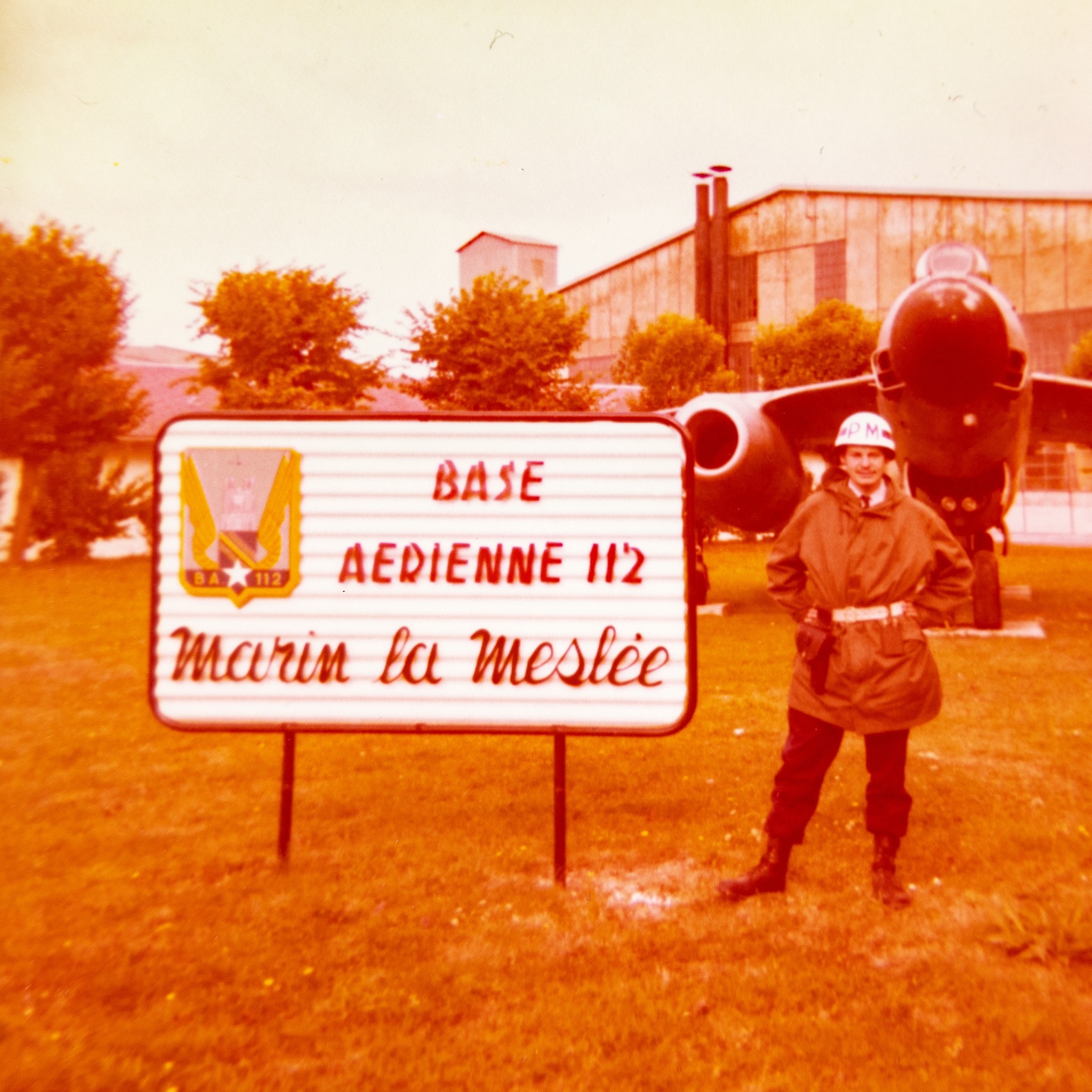 amicale de l'ancienne BA-112 de Reims. | 1977 mon tour de garde ...