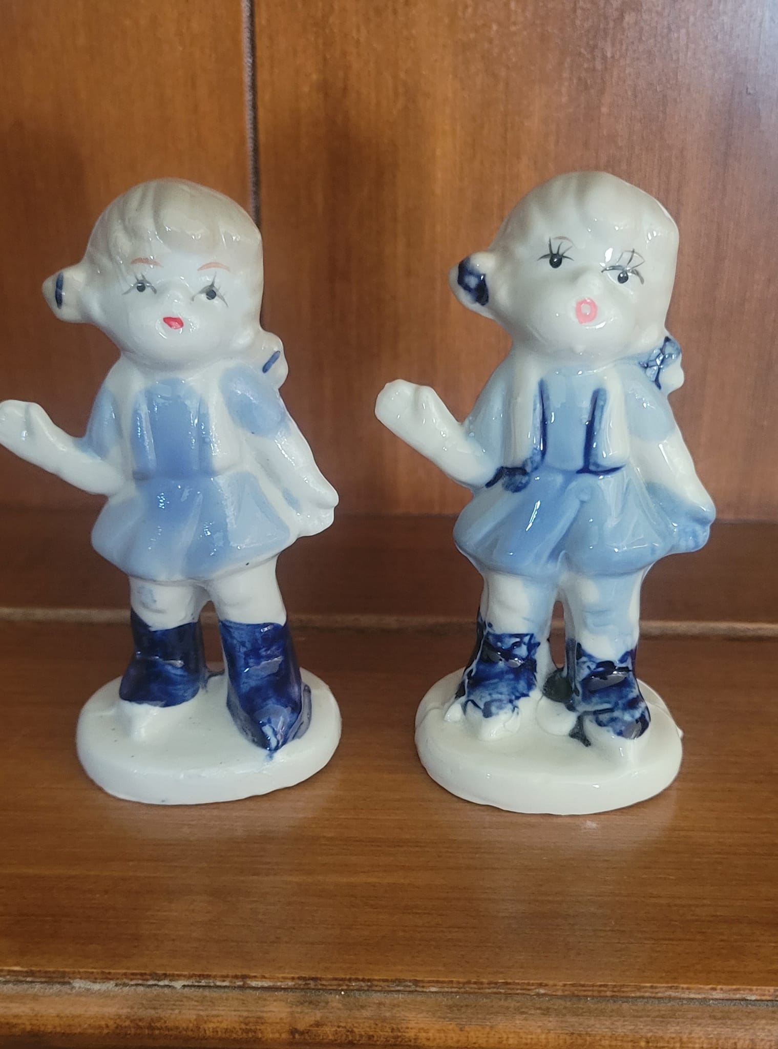 Vintage Josef Originals porcelain girl feeding baby pig figurine