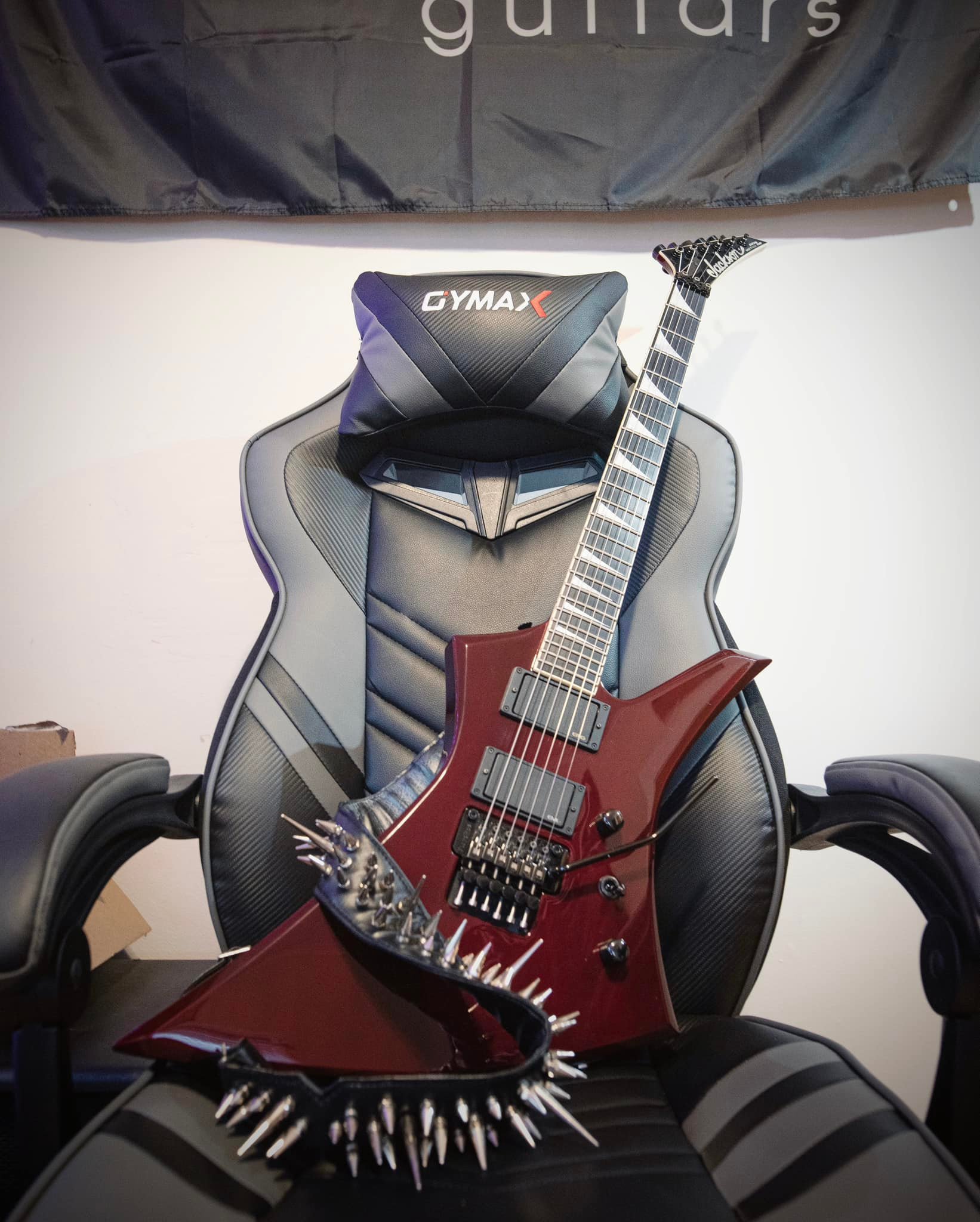Customized Jackson guitars with USA Custom Shop KE-2 and Pro 