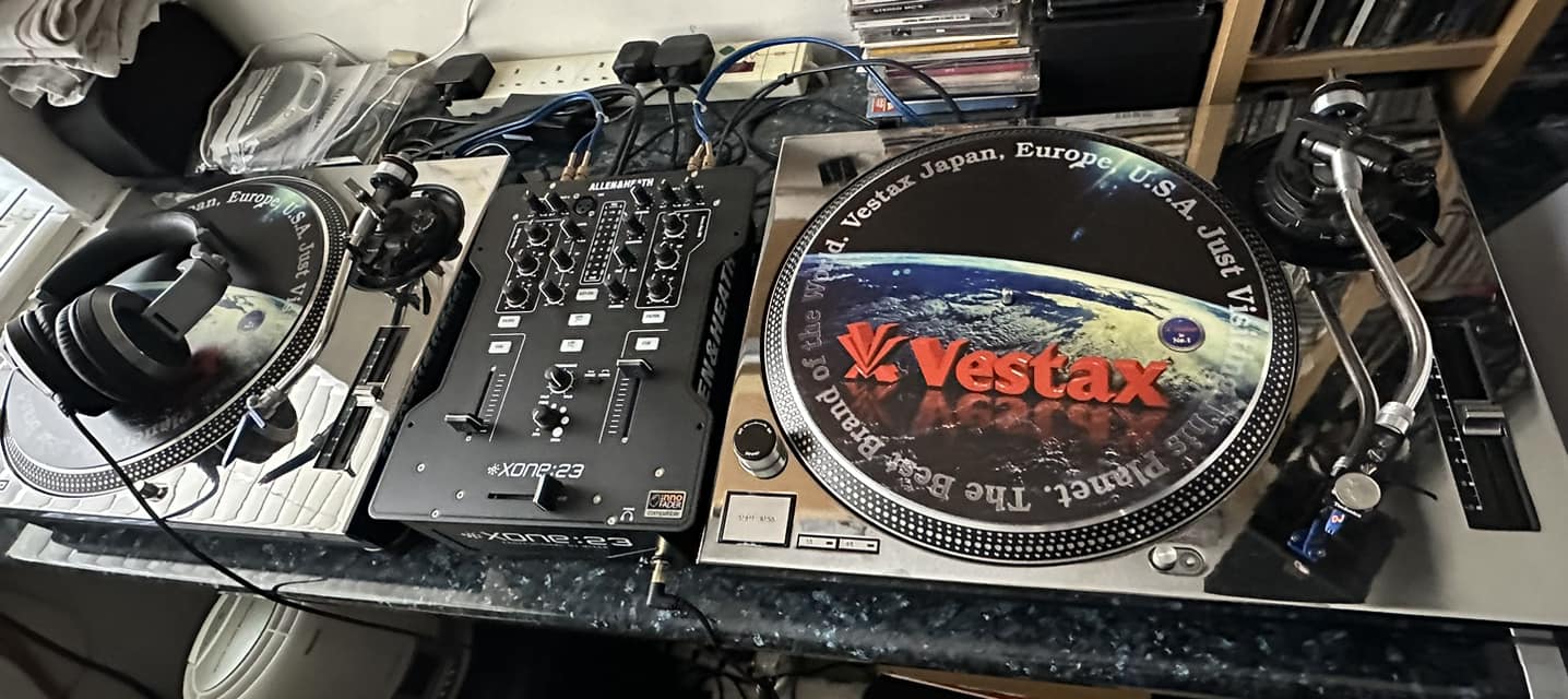 DJ Steve's Technics 1200 MKII setup and Vestax mixer