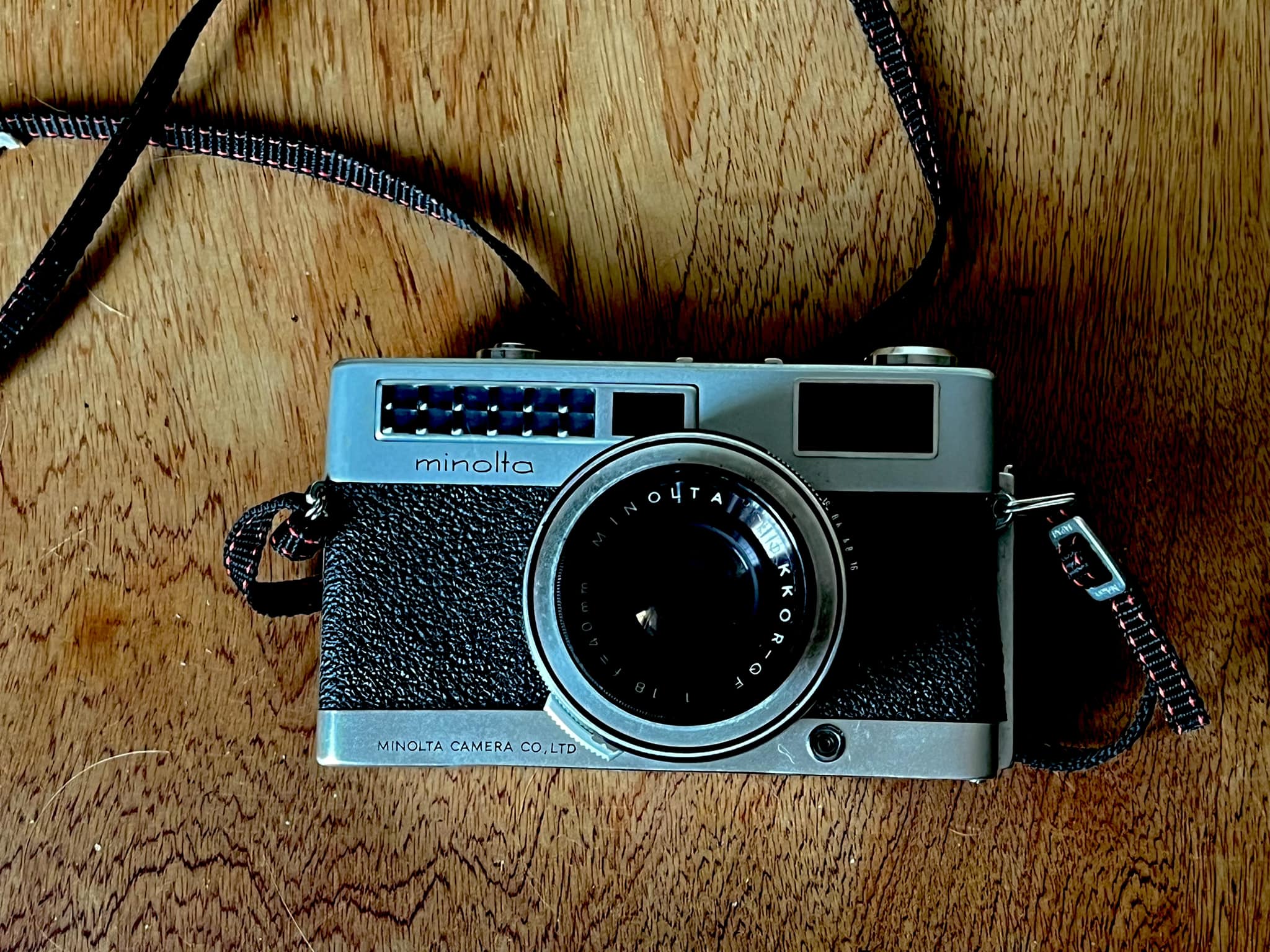 Minoltina S: a compact Minolta range finder with 40mm f1.8 lens