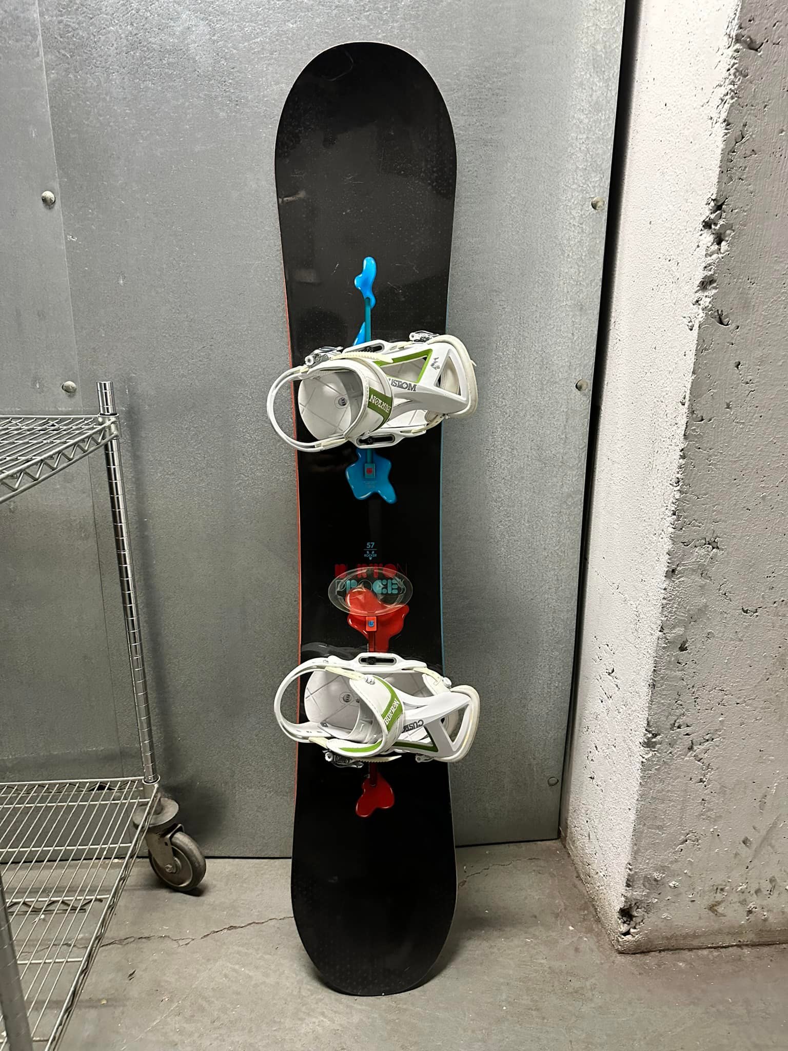 What year is Burton Canyon 157W snowboard with Burton Mission