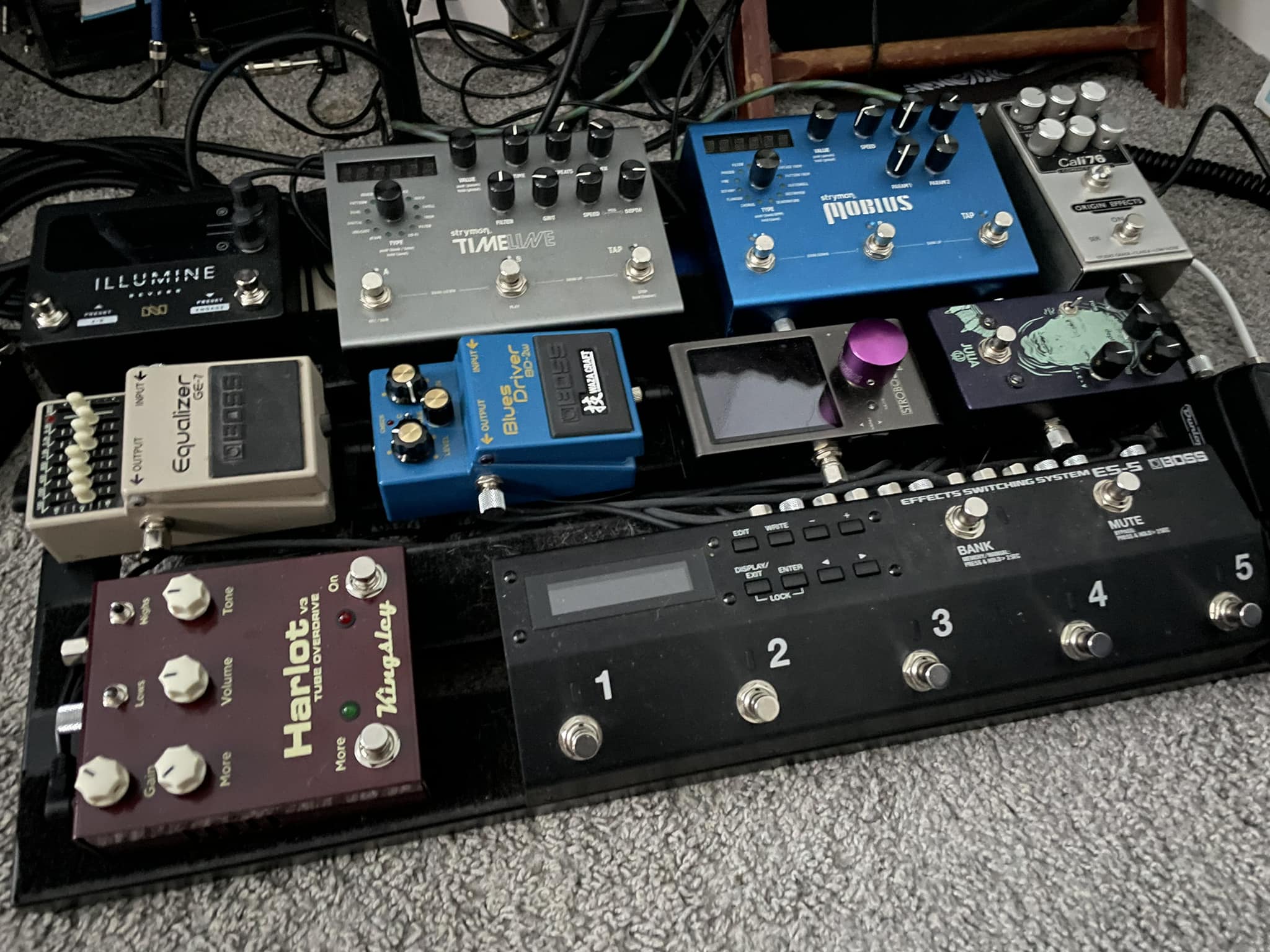 Just made a demo for the Kingsley Jester. Amazing all round pedal