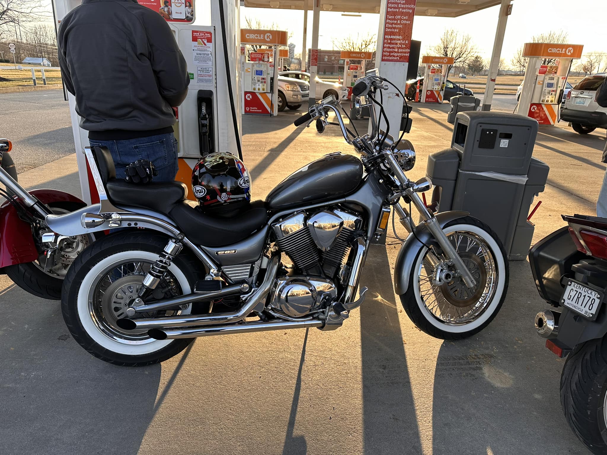 Backrest Sissy Bar + Luggage Rack For SUZUKI BOULEVARD M109R