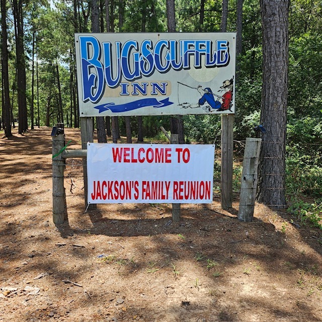 Bugscuffle Inn and RV Park | Cushing TX