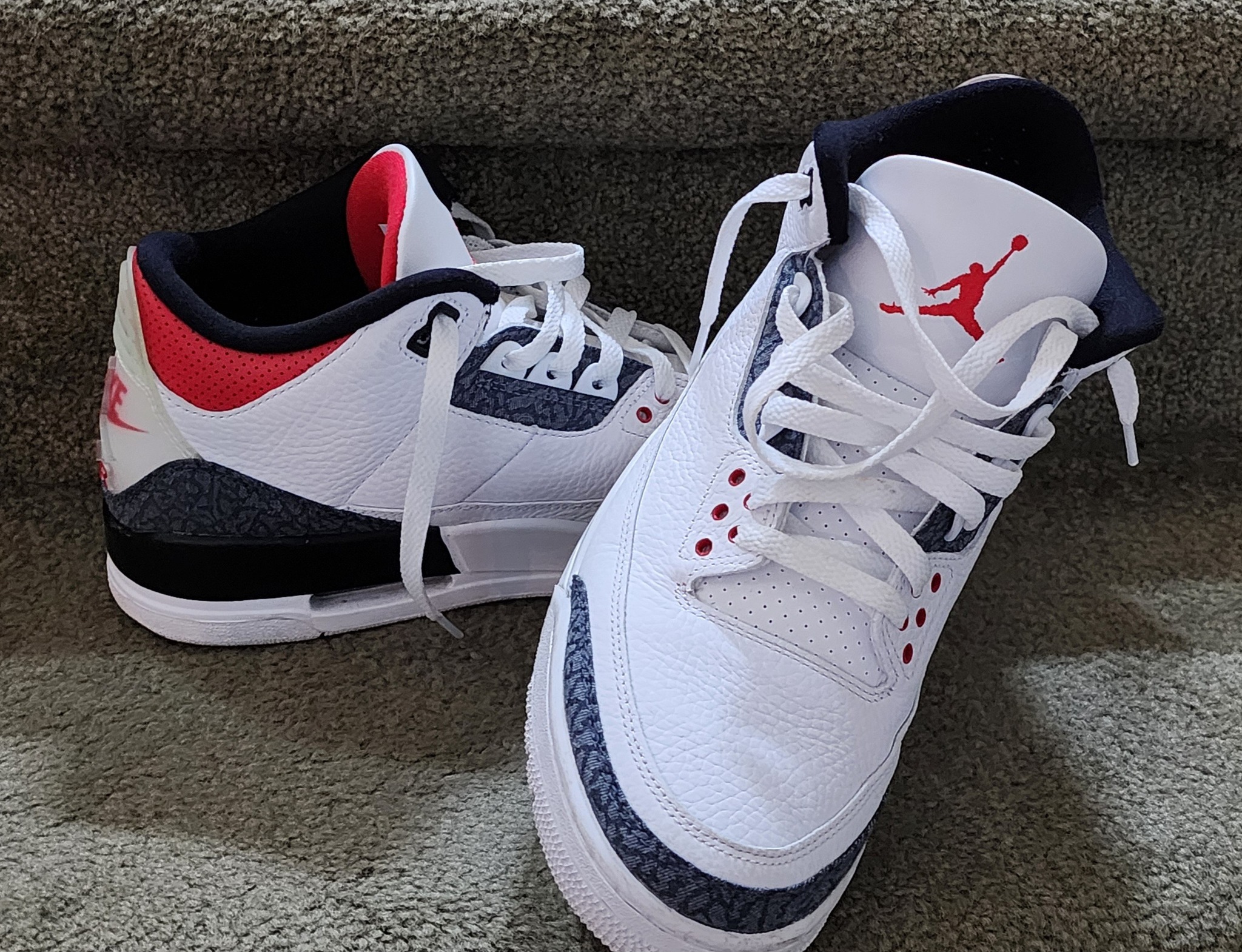 Jordan 3 Fire Red Denim sneaker review and discussion