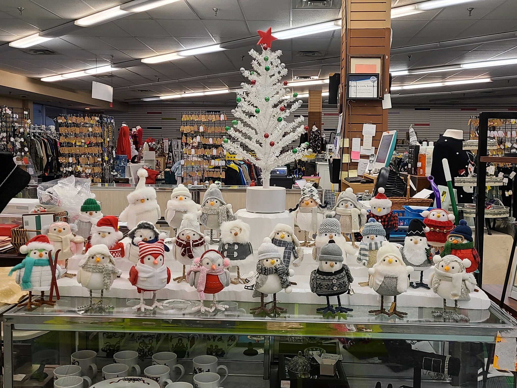Val - Stop down at the mall at Pookie's this is a new display they just ...