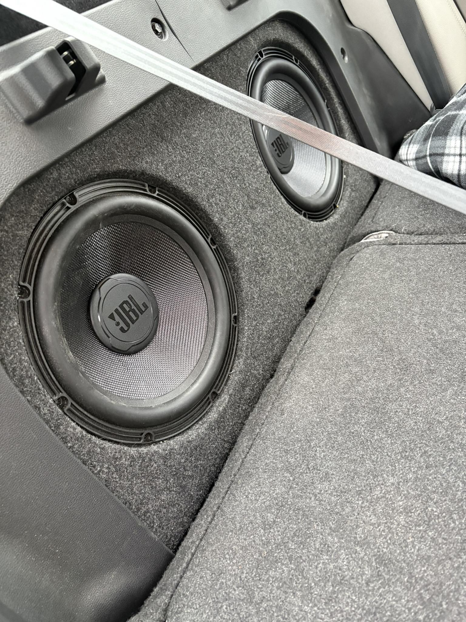 McIntosh MS469 12's for rear deck baffle