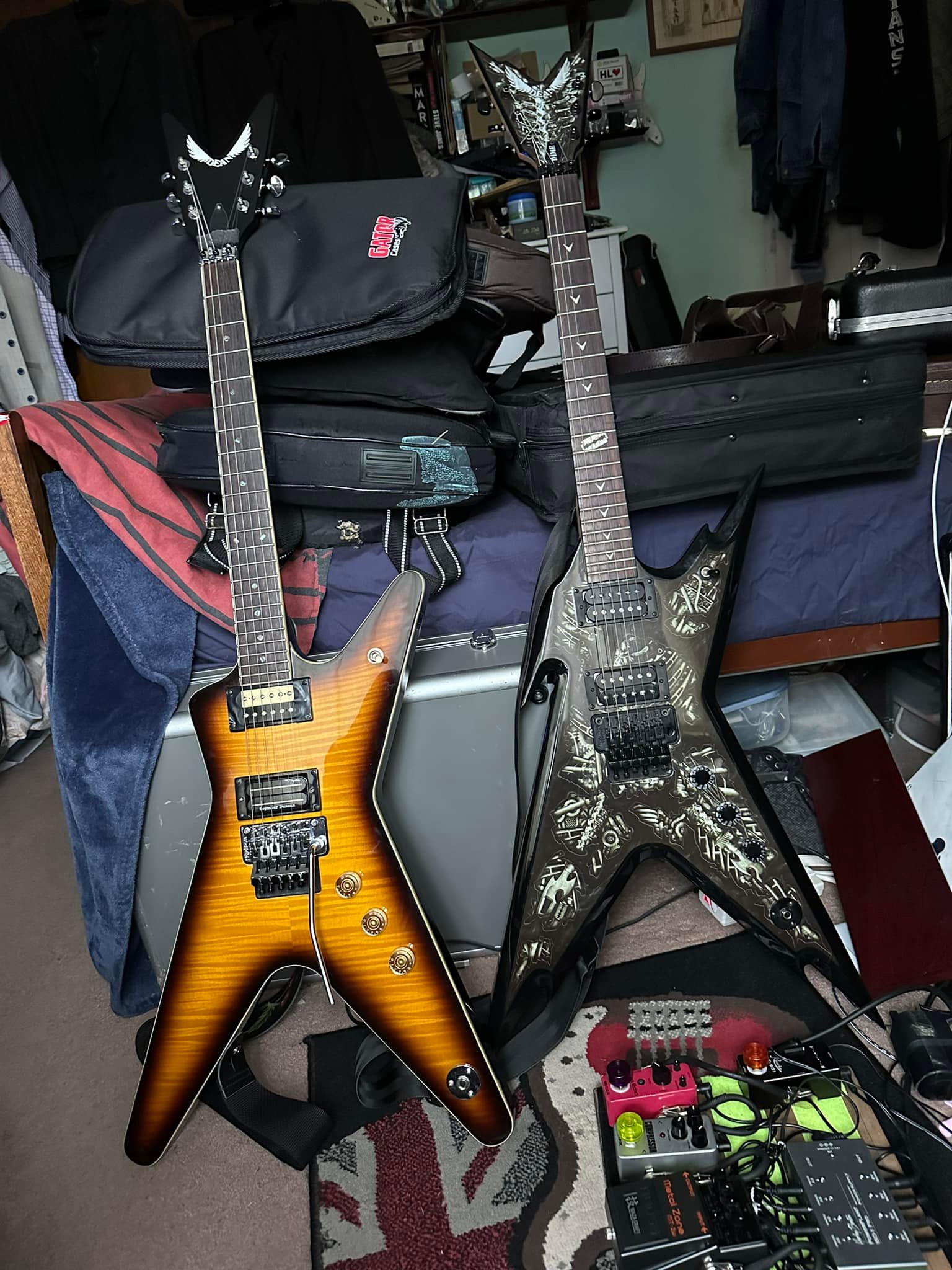 My Dime tribute. Dean ML 79 tbz made in Korea.