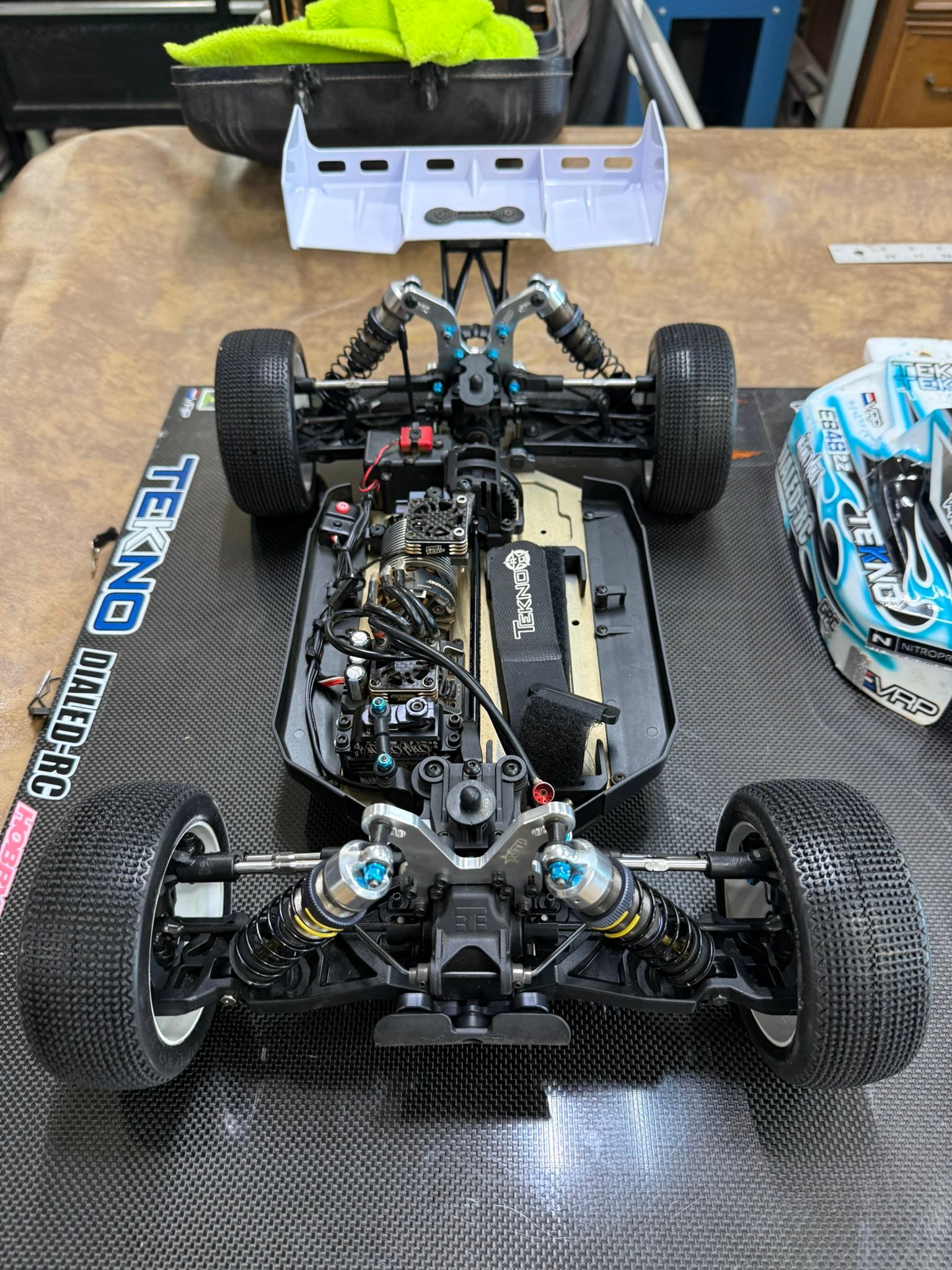 JTP Racing helps with Tekno RC EB48 2.2 parts