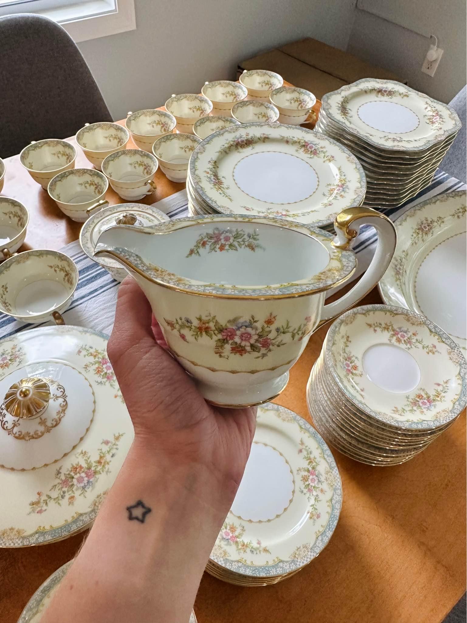Set of 2 vintage 70's Noritake Versatone 