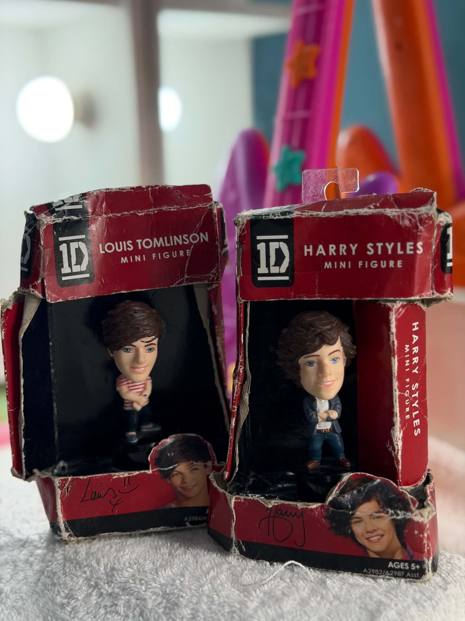 Hermosas Figuras Coleccionables de One Direction (1D) – Harry