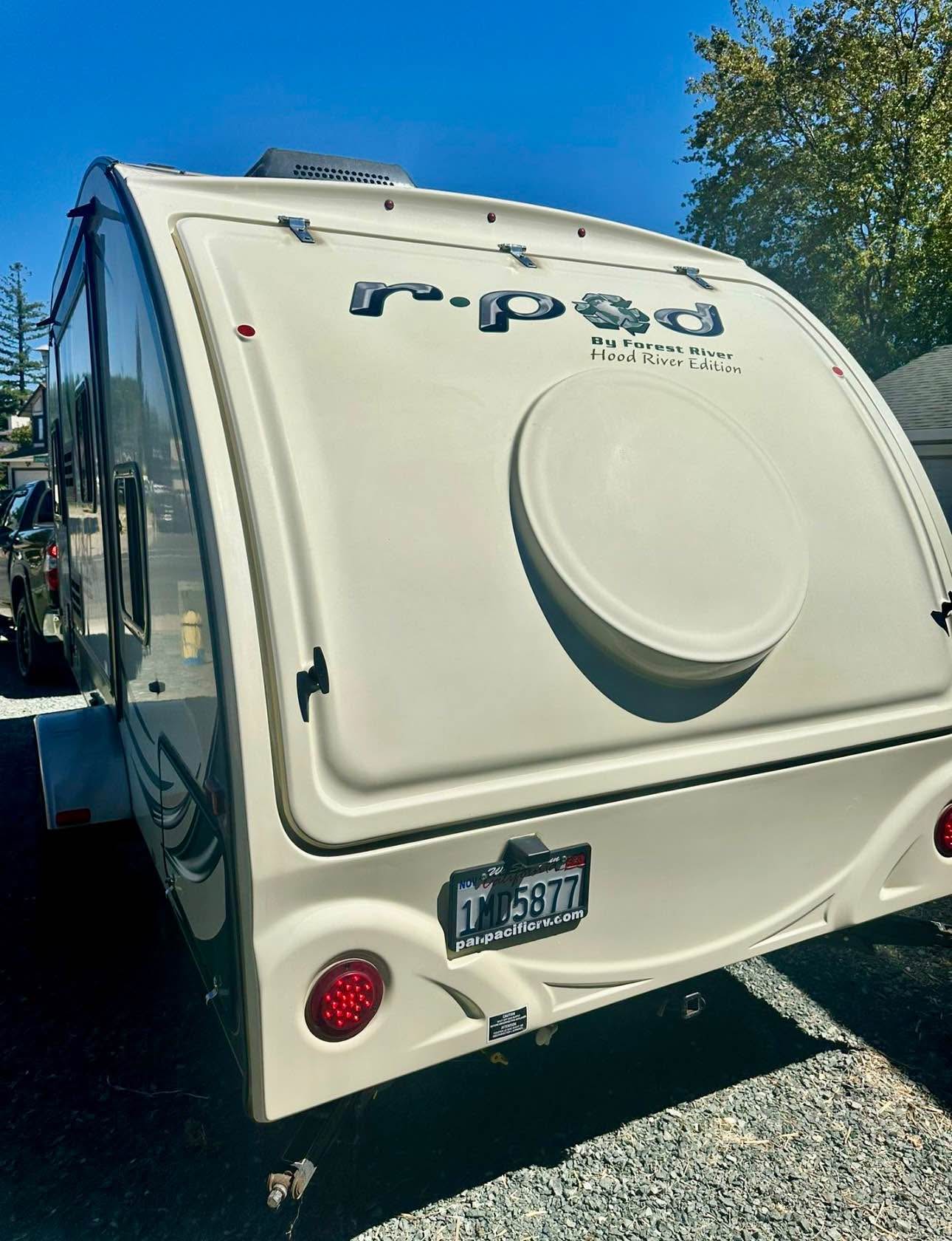 R-POD 2013 182-G Hood River Edition