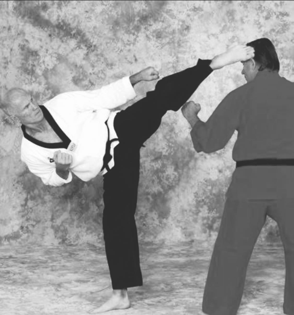 Manny Reyes Jr. - History 🌎 30 years ago in 1995 my FATHER... | Facebook