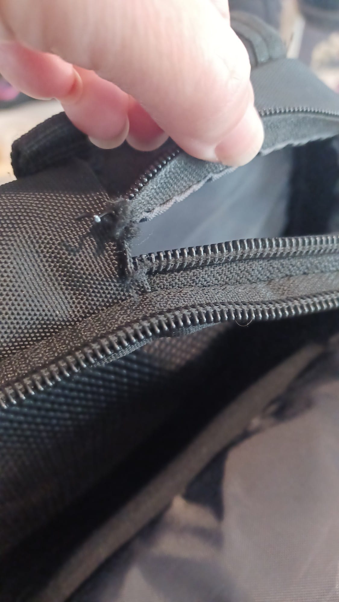 burton tinder backpack with padded laptop compartment – Fabric-Color:Black ERMS25 approved materials reduce the Targus 16 Inch Compact