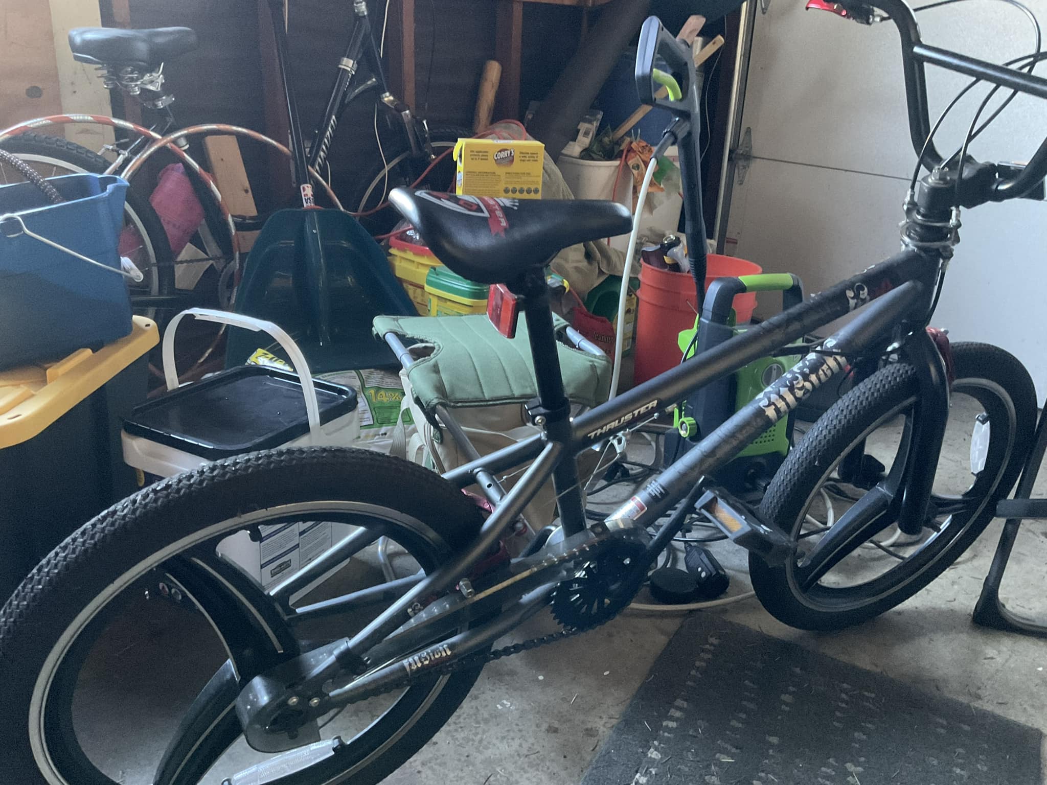 What are the requirements for selling a bike at a sale? display picture 1