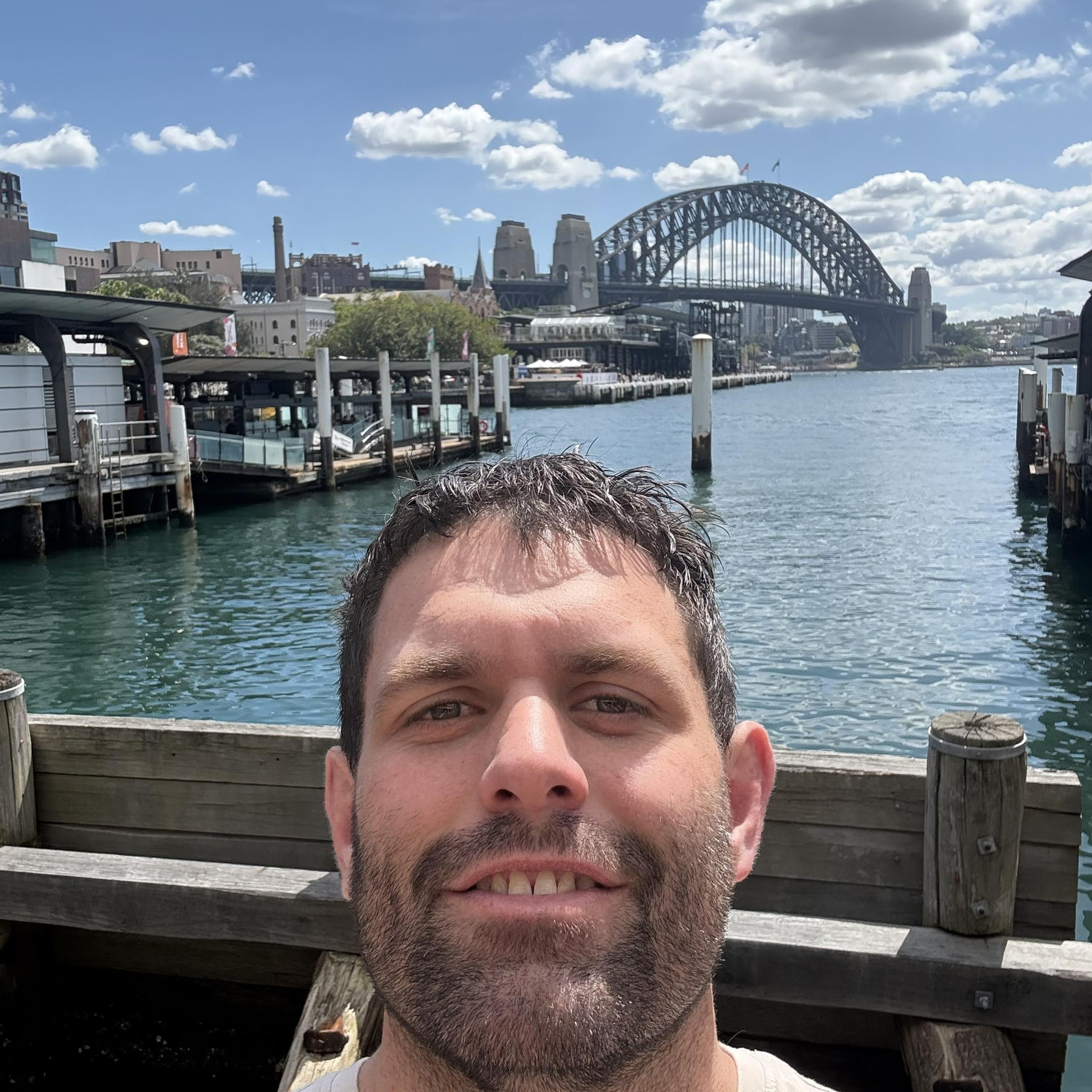 CARPENTERS & LABOUR-ONLY GANGS WANTED – HAMILTON | Facebook