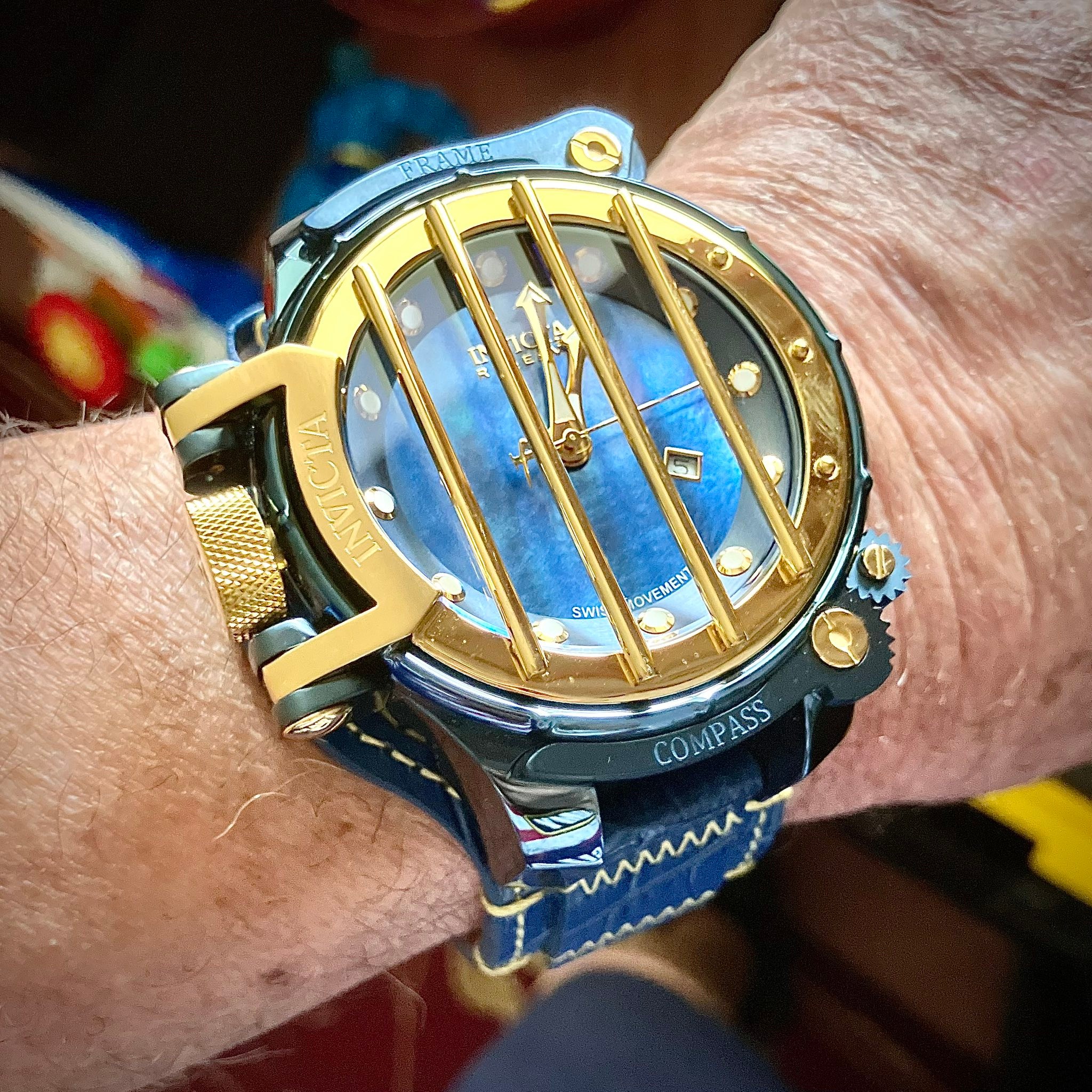 Invicta Reserve Russian Diver 15周年記念モデル Honoring the 15th anniversary return of the Invicta Russian Diver