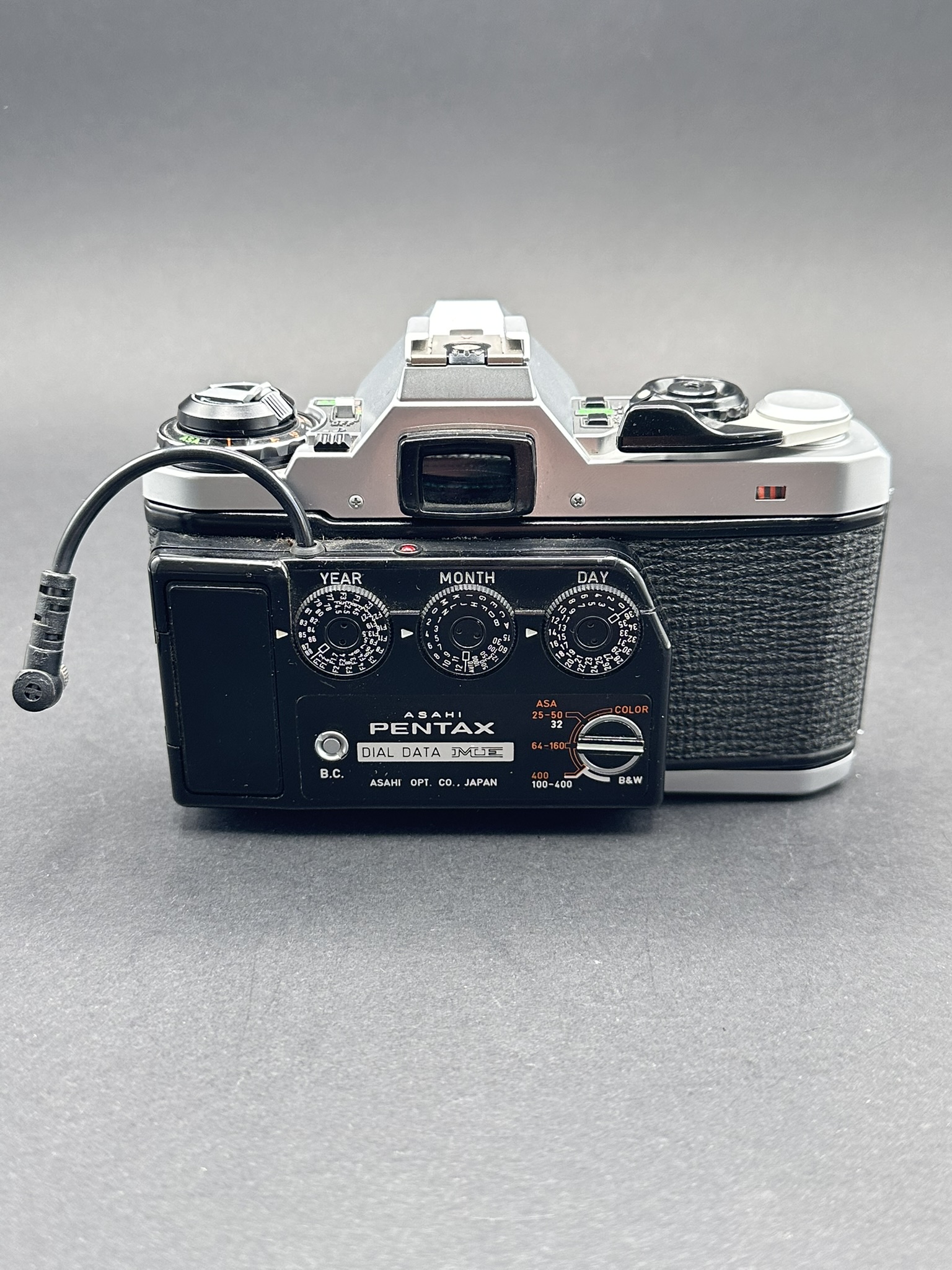 vintage an・an no.5 Pentax ME F, the world's first autofocus 35mm SLR