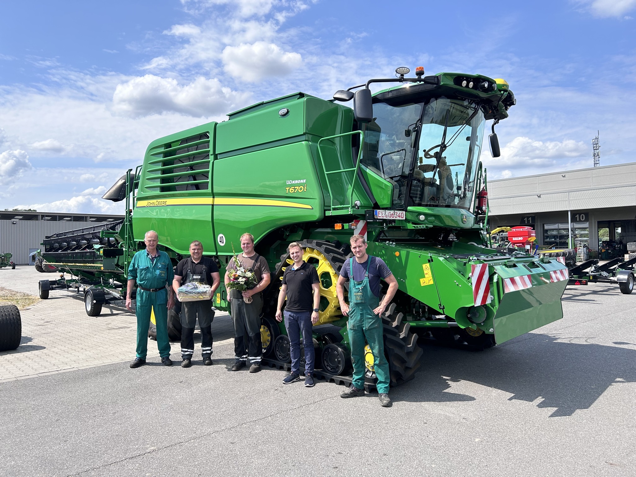 LVD Krone GmbH - Pünktlich zur Ernte konnten Obermeister... | Facebook