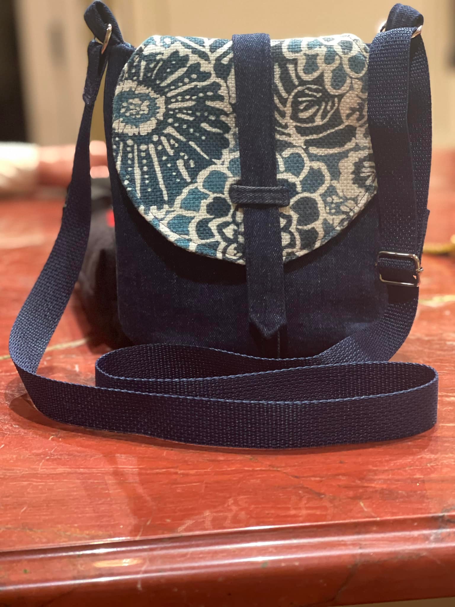 Sunflower & Butterfly Crossbody Purse - Small Canvas Phone Bag With Adjustable Strap For Women & Teens
