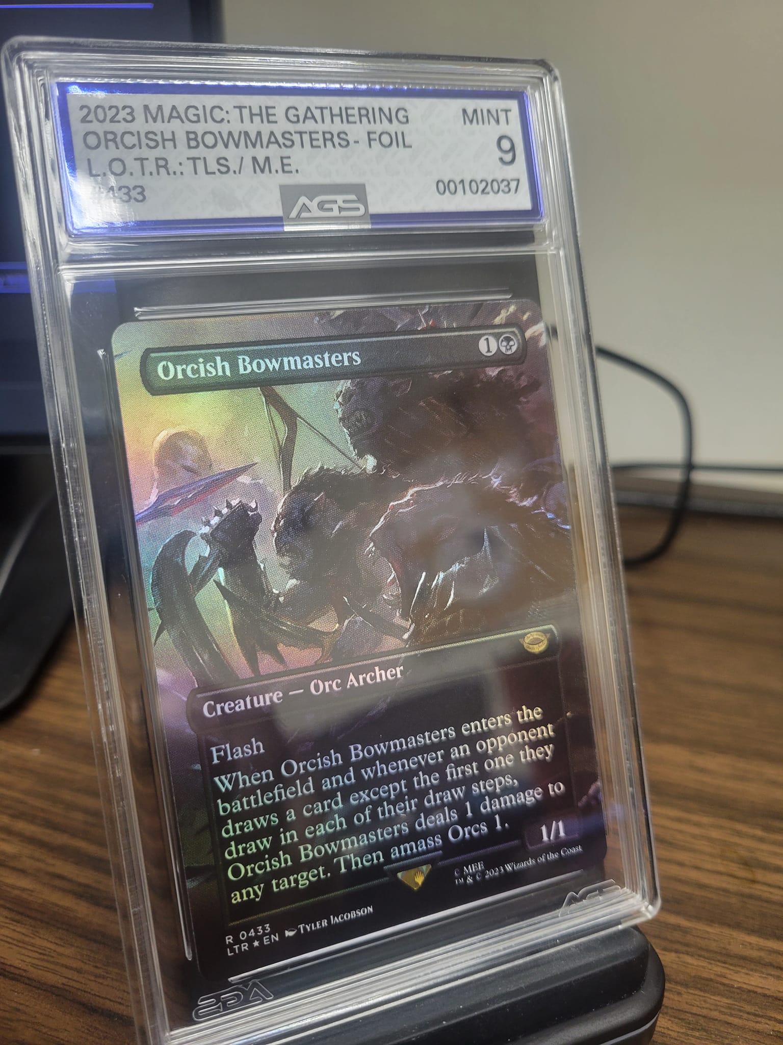 Pulled a foil orcish bowmasters from lotr pack