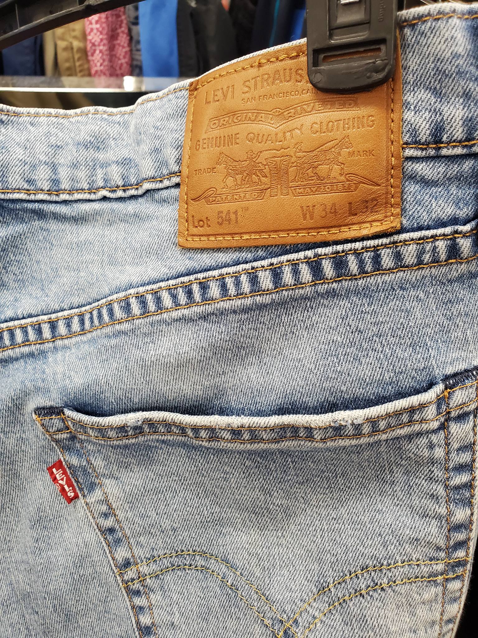 Identifying vintage Levi