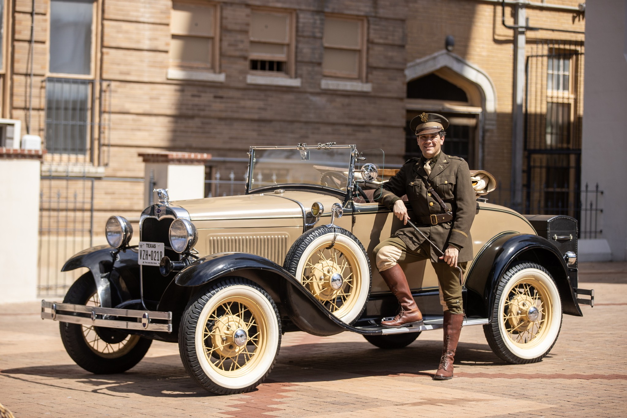 1931 US military infantry officer impression with 1930 roadster