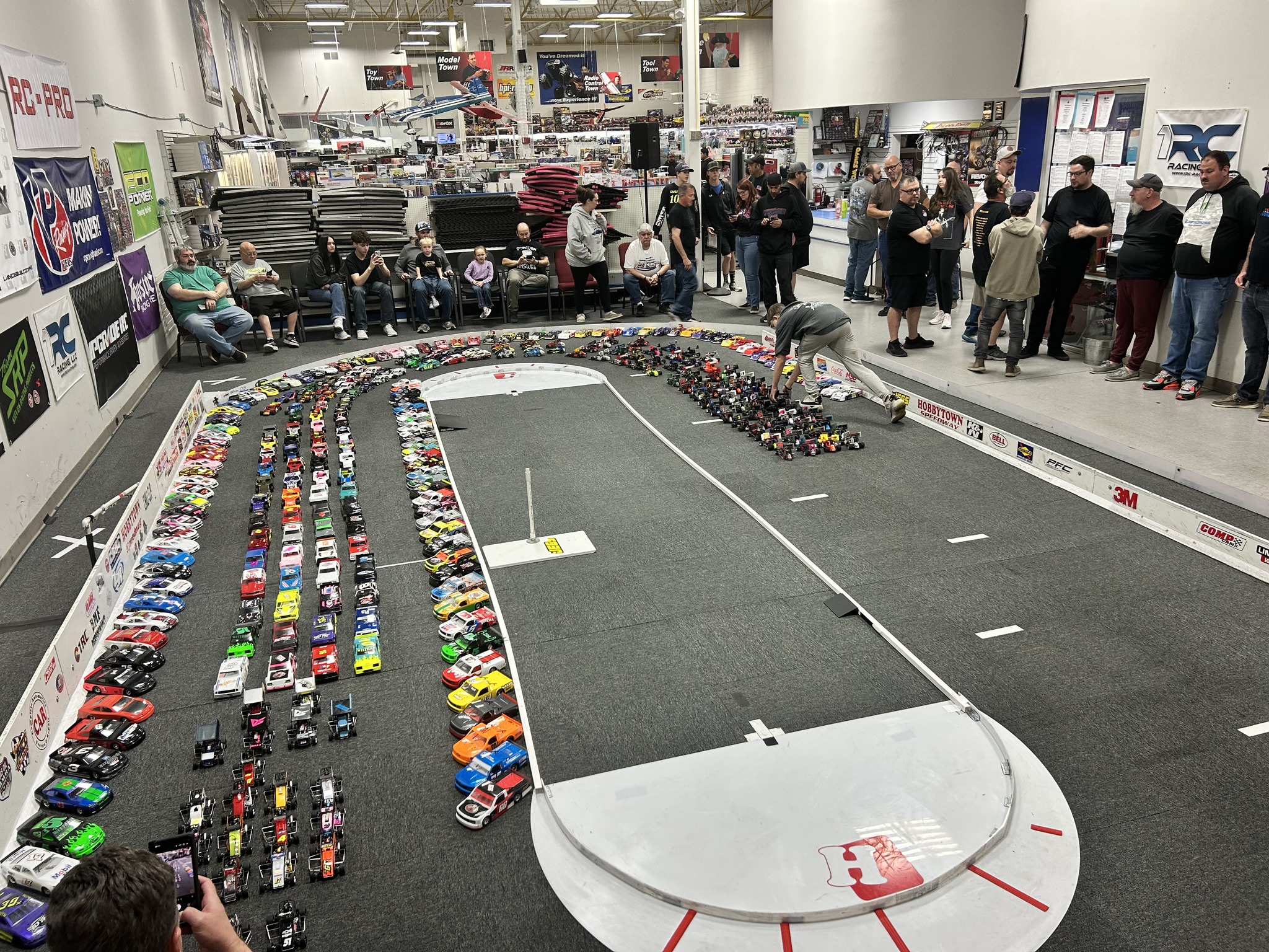 The parade of 1RC Racing Cars at the... - 1 RC Racing, LLC | Facebook