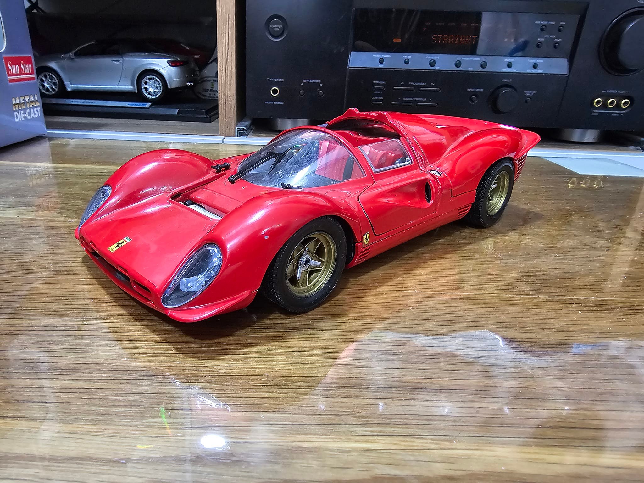 Ferrari 330 P4 1:18 Jouef Evolution