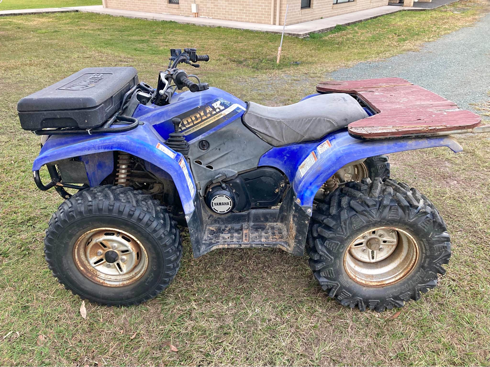 2000 Yamaha Kodiak 400 Wallpaper For Iphone