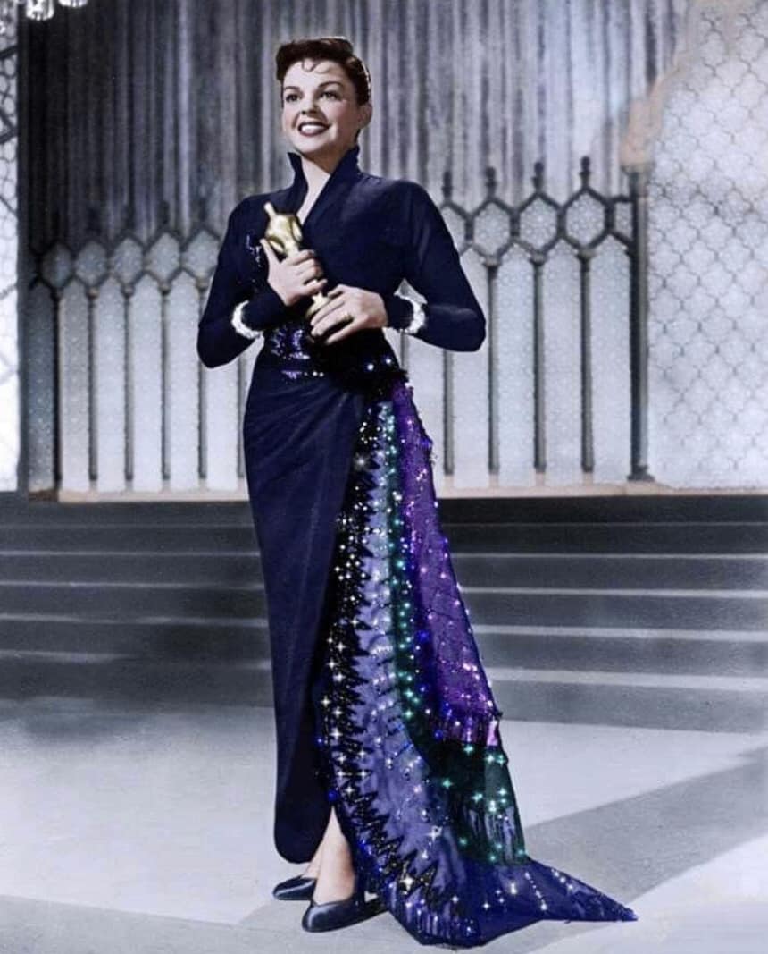The look evoked the one Judy Garland wore in the 1954 iteration of “A Star Is Born.”