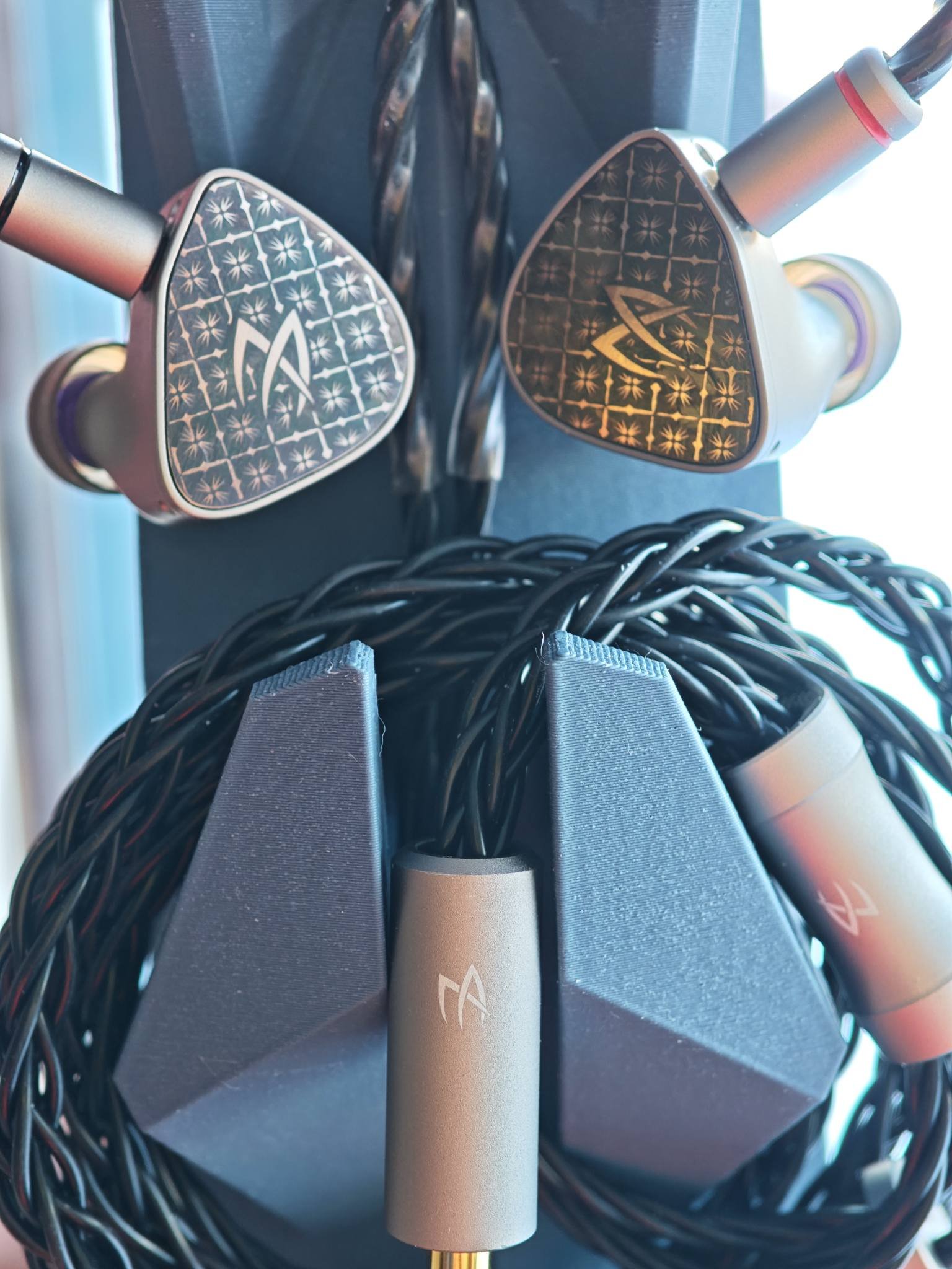 Mysticraft Myth earbuds review: clean and calm sound with superb