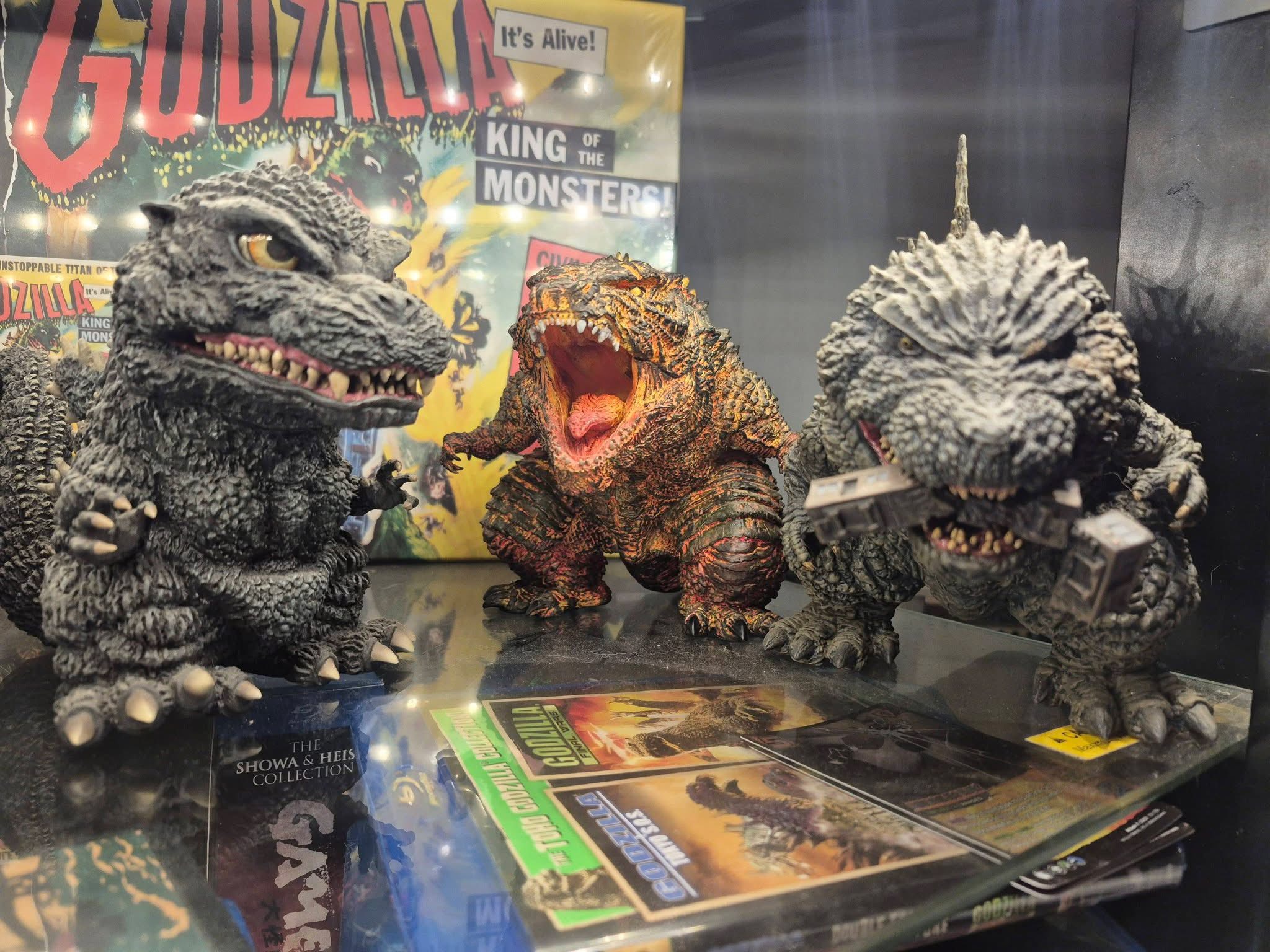 ULTRAMAN ULTRA SEVEN: DINO TANK 🔥 - Authentic Bandai with