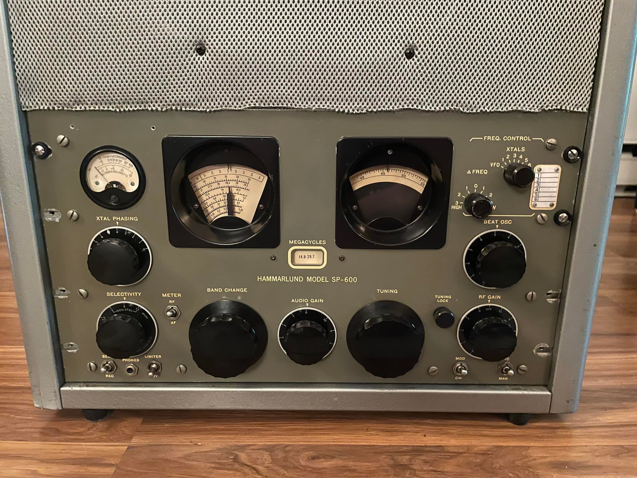 Hammarlund Model SP-600 受信機 本体 1952 Hammarlund SP-600 radio receiver parts