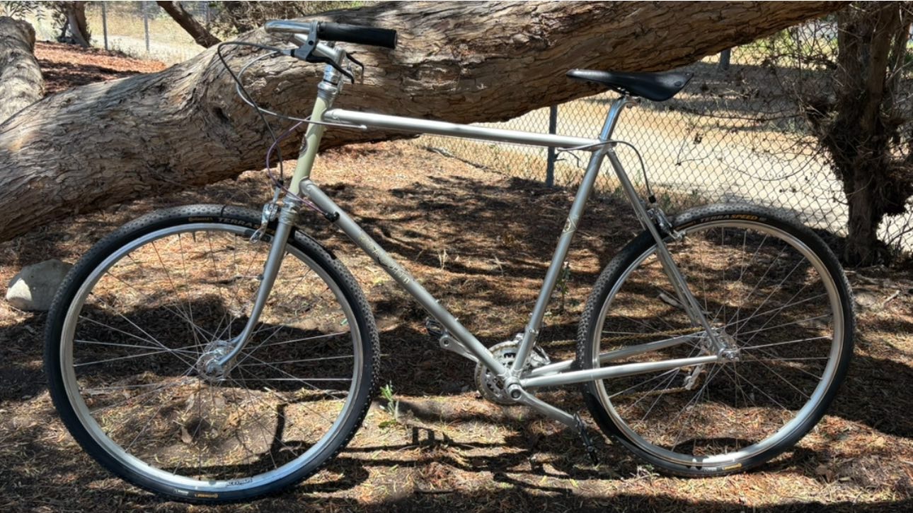 Rivendell Roaduno silver 54.5 フレームセット