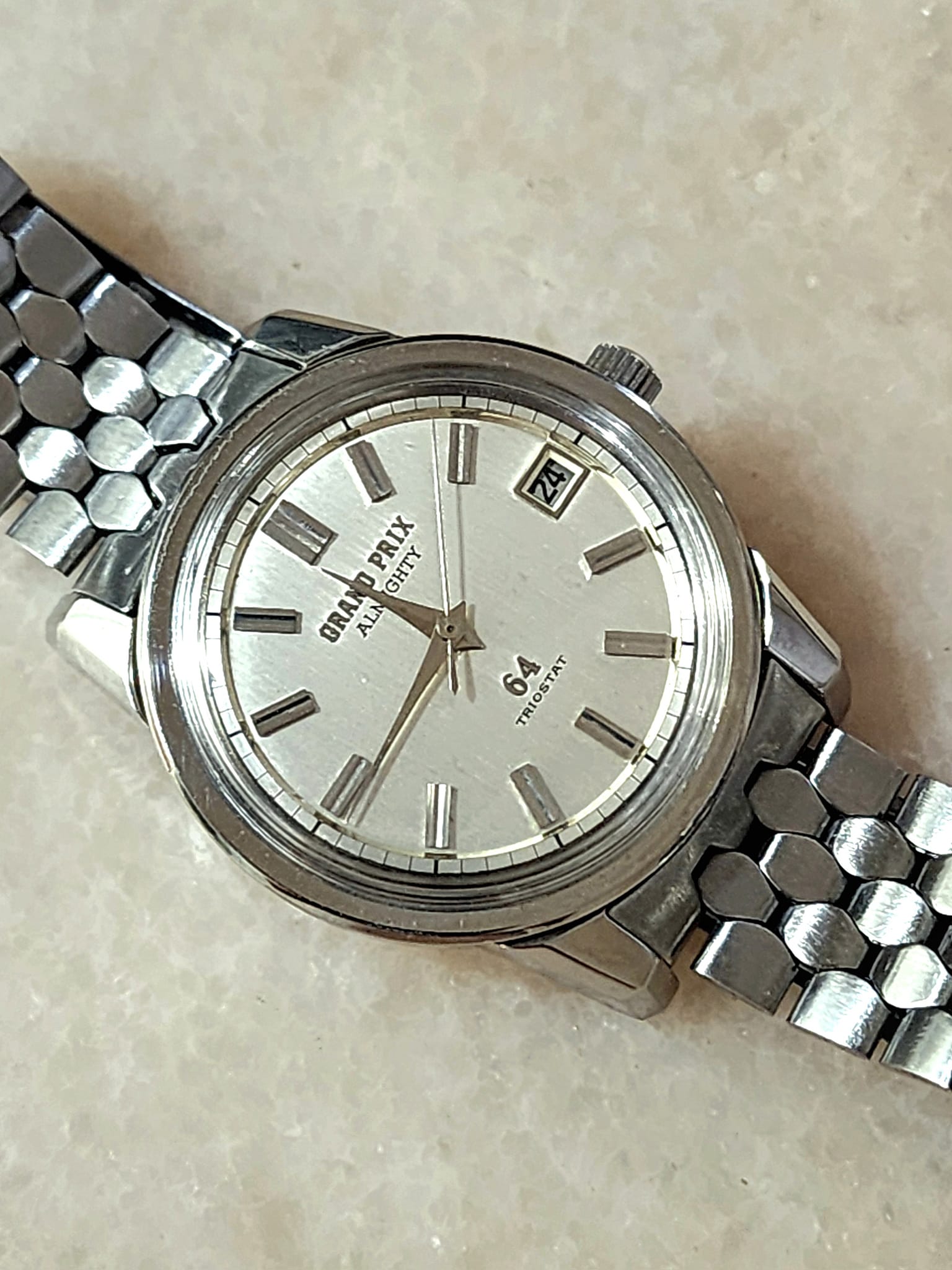 Orient's 64j Grand Prix Almighty with Triostat fine adjustment