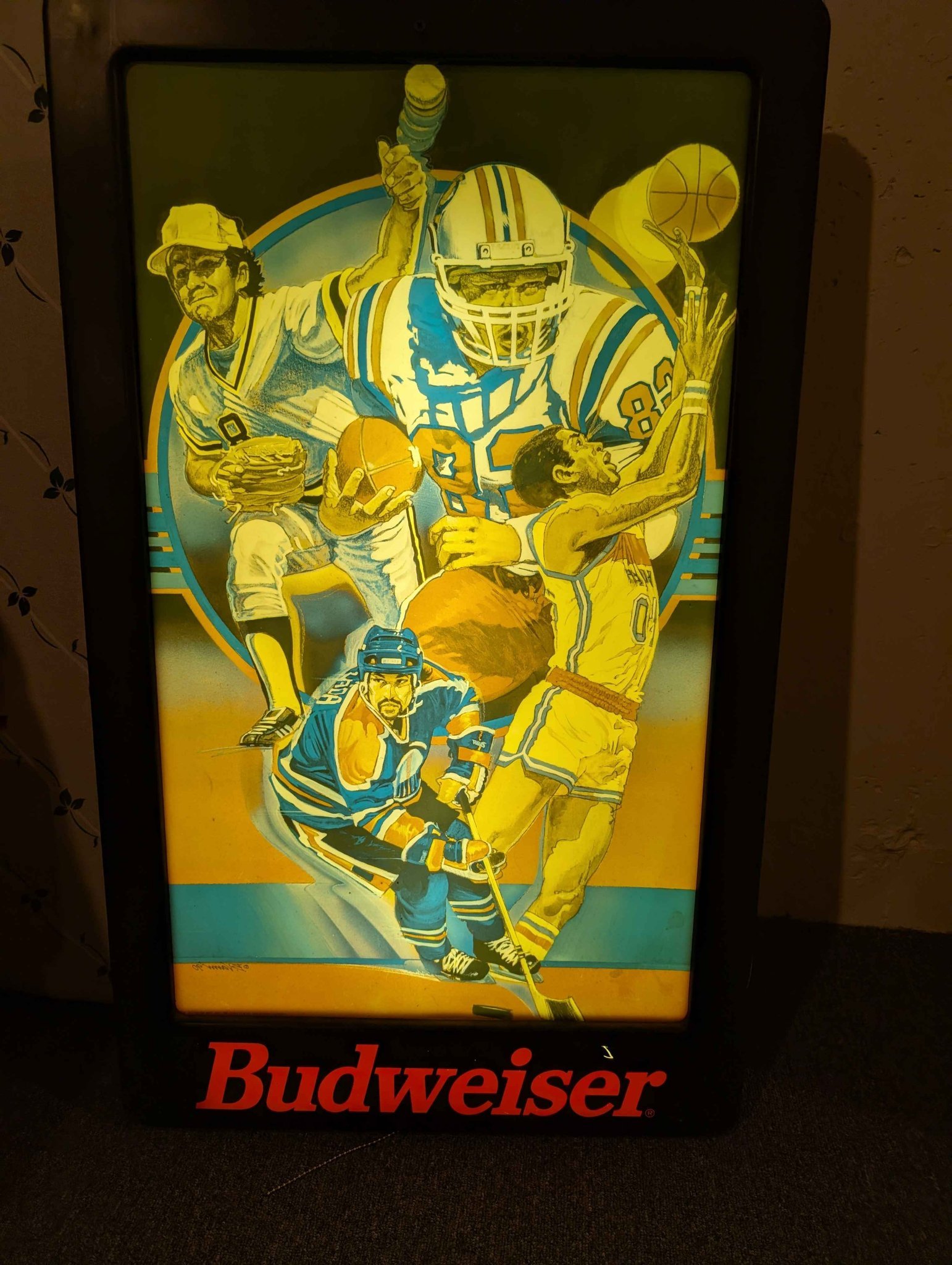Vintage 1992 Budweiser sports lighted sign for your man cave
