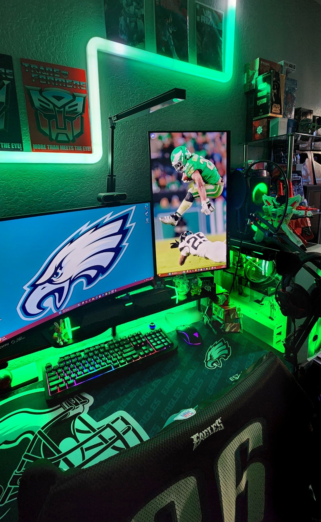 Flex your desk setup