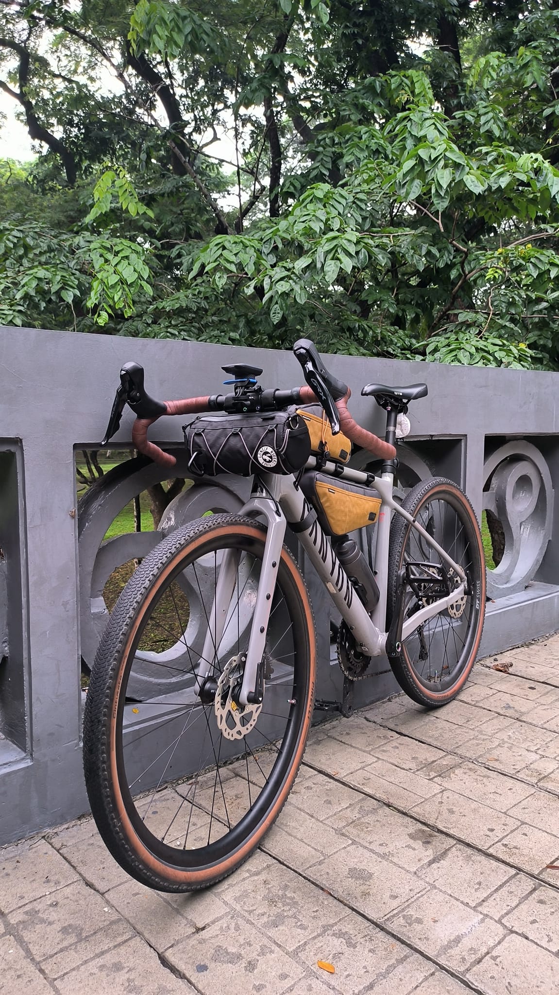 ht t2 pedals T2-SX Clipless Platform Pedals CrMo Top 20 Tactical Backpack waist 8 Mirror Color:Blue Ocean / Chartreuse / Smoke Mirror these pedals will provide