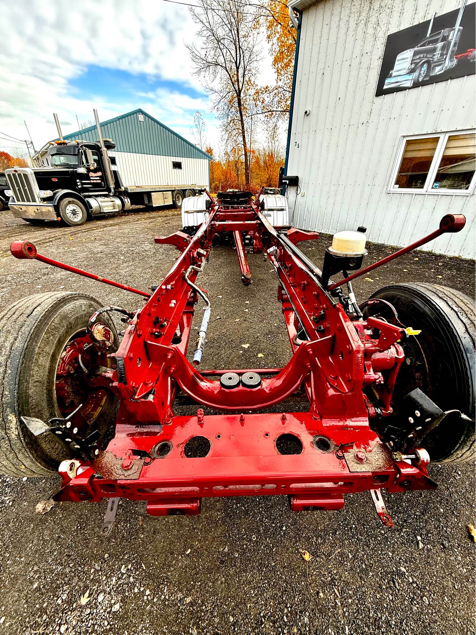 Peterbilt Frame 389 244’’ WHEELBASE