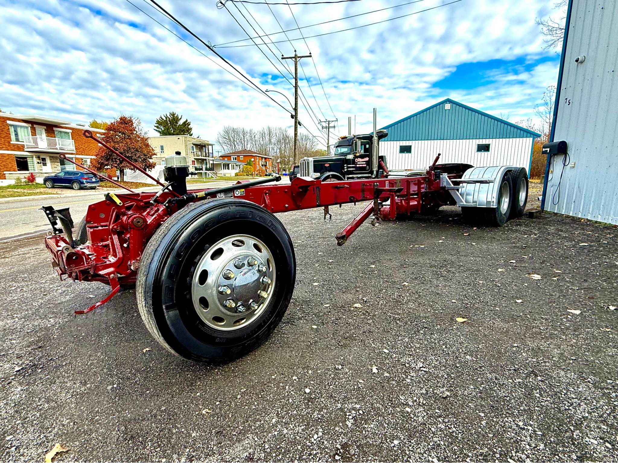 Peterbilt Frame 389 244’’ WHEELBASE
