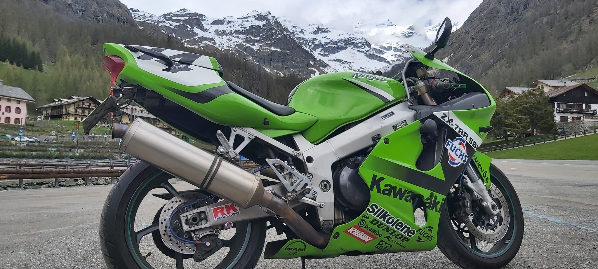 Hi from the top 😃🏍🏍🏍