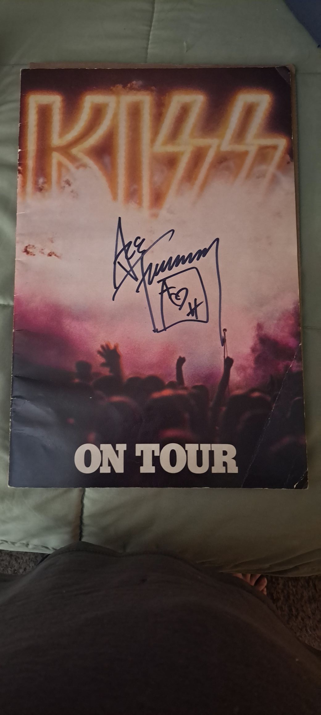 Original Kiss 1976 Tour Program КрД ON TOUR