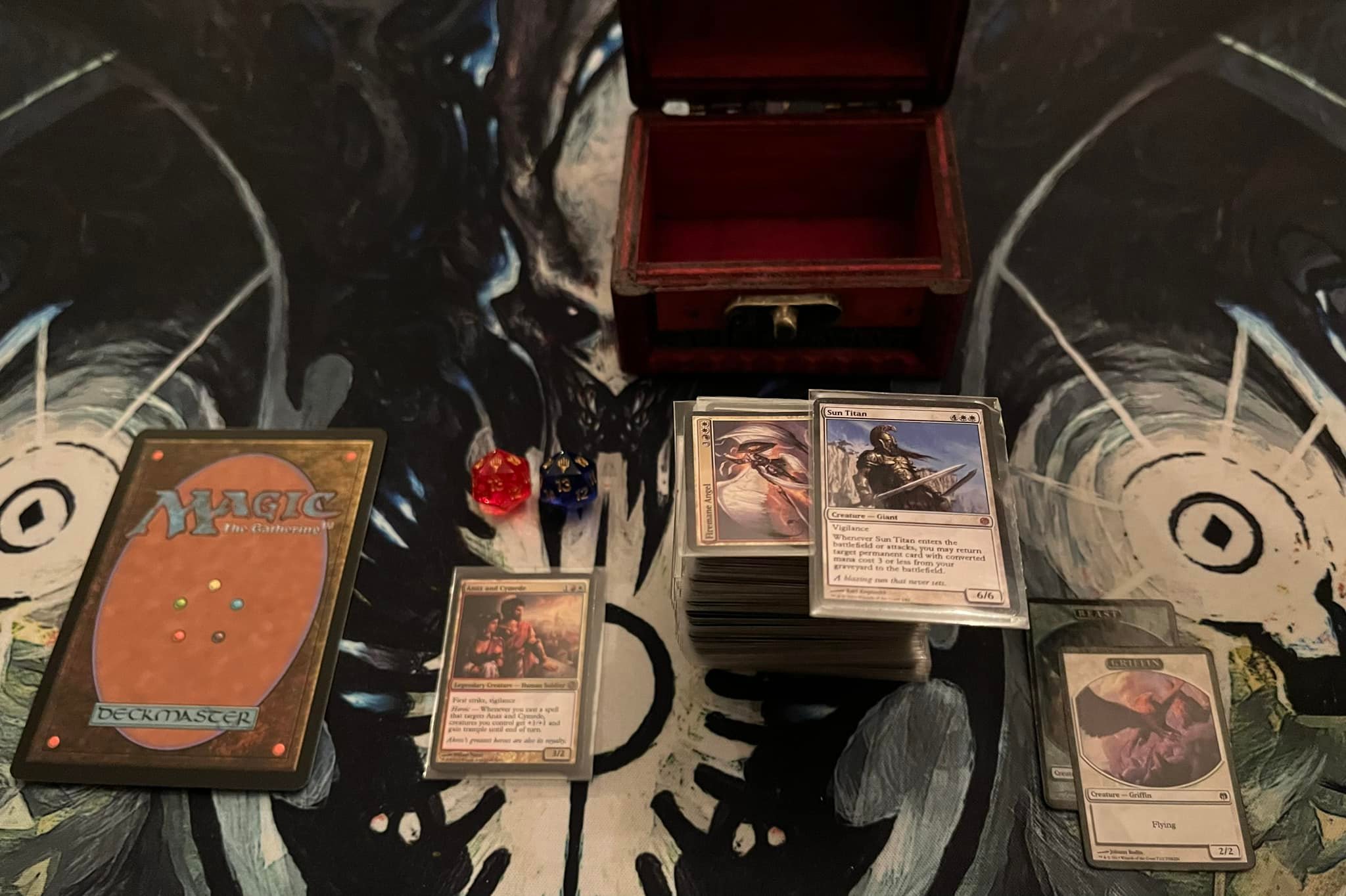 worlds smallest mtg cards WORLD'S MAGIC THE GATHERING HEROES VS MONSTERS DUEL DECKS  The Comic Book Shoppe two sturdy Magic deck boxes made of cardboard offer a convenient and stylish way to safeguard your decks The World's Tiniest Commander Deck
